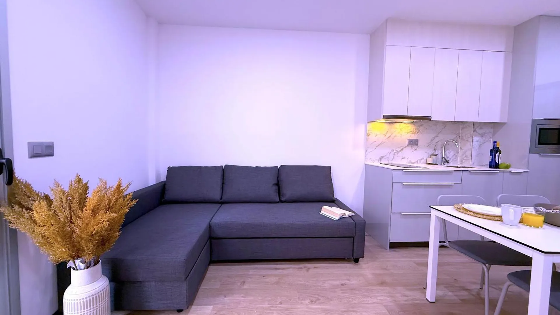 Apartment San Francisco Central Suites Studio Santa Cruz de Tenerife Spain